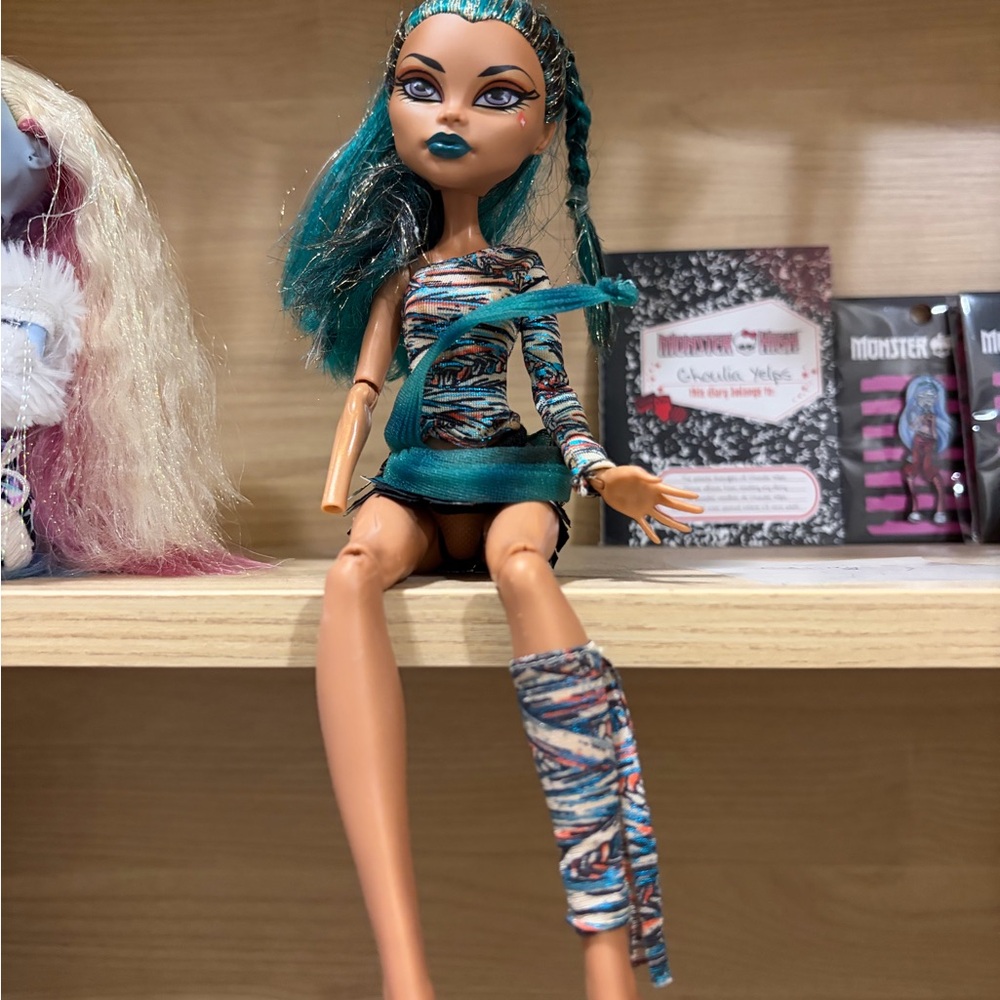 Monster High Nefera De Nile - Picture 10 of 11